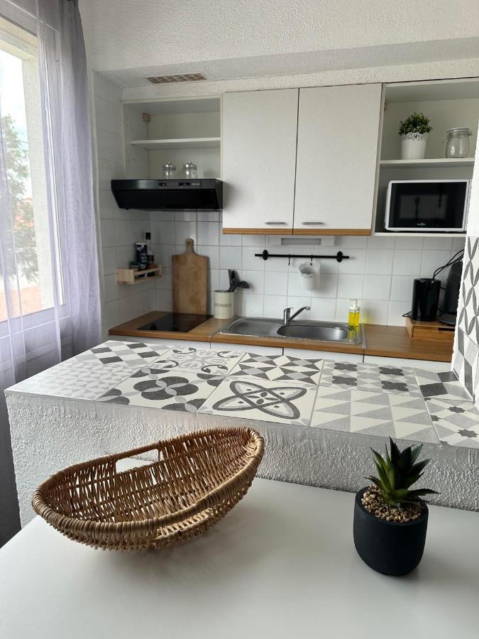 Charmant Studio Lumineux Florida Plage Apartment กาเนต์-อ็อง-รูสซียง ภายนอก รูปภาพ